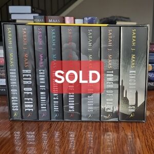 Throne Of Glass By Sarah J. Maas